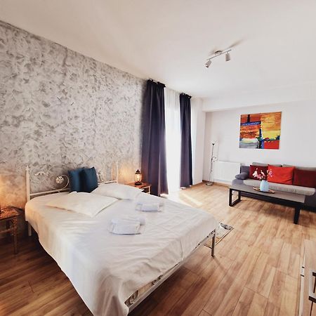 קלוז'-נאפוקה Ultracentral 5* Boutique Hotel Style Apartment. Brand New. 2 Rooms. Spacious. Free Parking מראה חיצוני תמונה